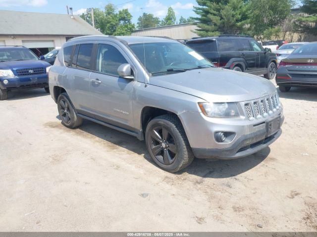  Salvage Jeep Compass