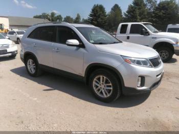  Salvage Kia Sorento