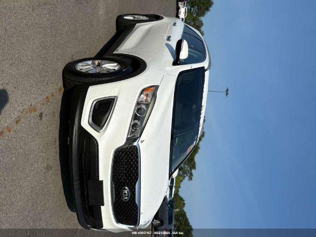  Salvage Kia Sorento