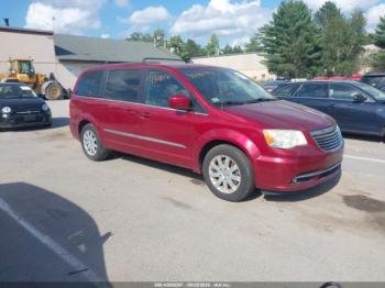  Salvage Chrysler Town & Country