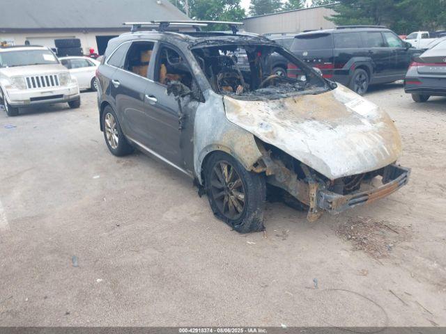  Salvage Kia Sorento