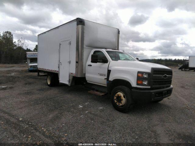  Salvage Chevrolet Silverado 6500hd