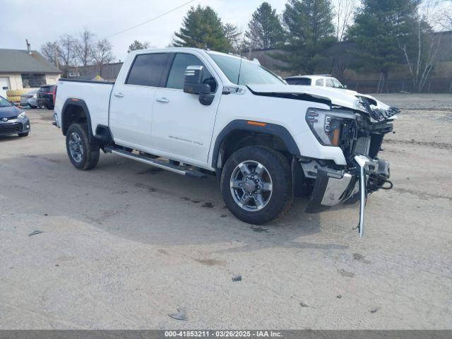  Salvage General Motors Sierra 2500HD