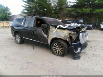  Salvage GMC Yukon