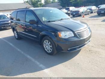  Salvage Chrysler Town & Country