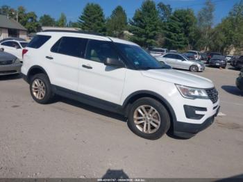  Salvage Ford Explorer