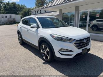  Salvage Hyundai TUCSON