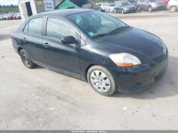  Salvage Toyota Yaris