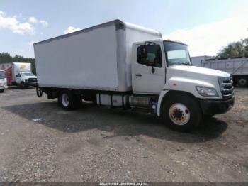  Salvage Hino 258 268