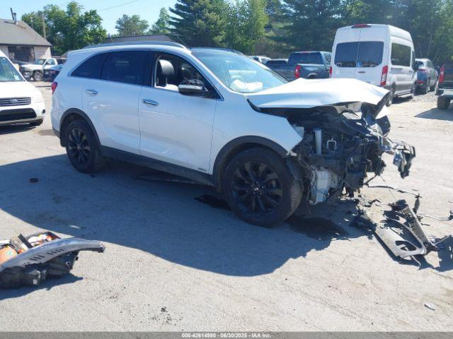  Salvage Kia Sorento