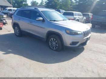  Salvage Jeep Cherokee