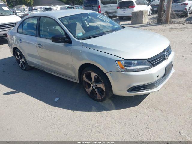  Salvage Volkswagen Jetta