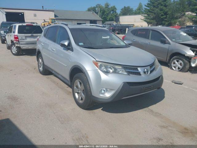 Salvage Toyota RAV4