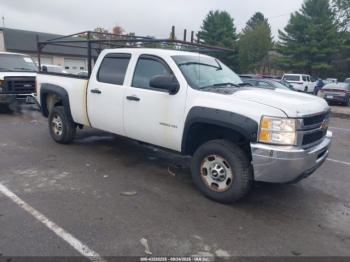  Salvage Chevrolet Silverado 2500