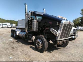  Salvage Peterbilt 389