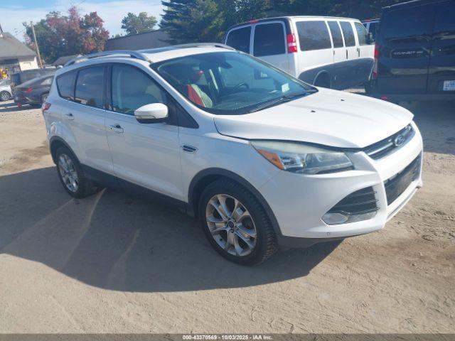  Salvage Ford Escape