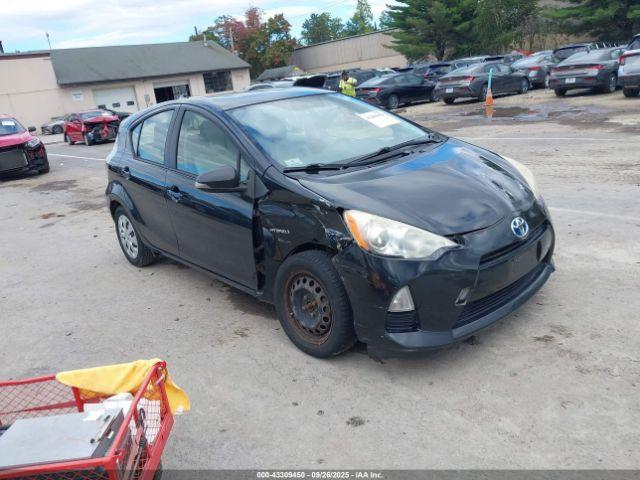  Salvage Toyota Prius c