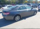 Toyota Camry Le Image 4