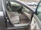 Toyota Camry Le Image 3