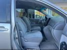Toyota Sienna Le Image 3