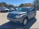 Toyota Highlander Base V6 Image 7