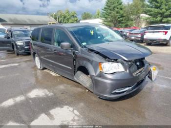  Salvage Chrysler Town & Country
