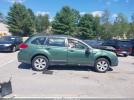 Subaru Outback 2.5i Image 13