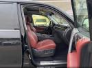 Lexus LX 570 Image 2