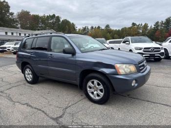  Salvage Toyota Highlander