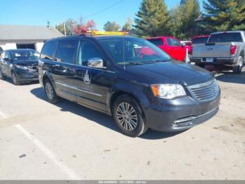  Salvage Chrysler Town & Country