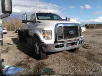  Salvage Ford F-650 Gas