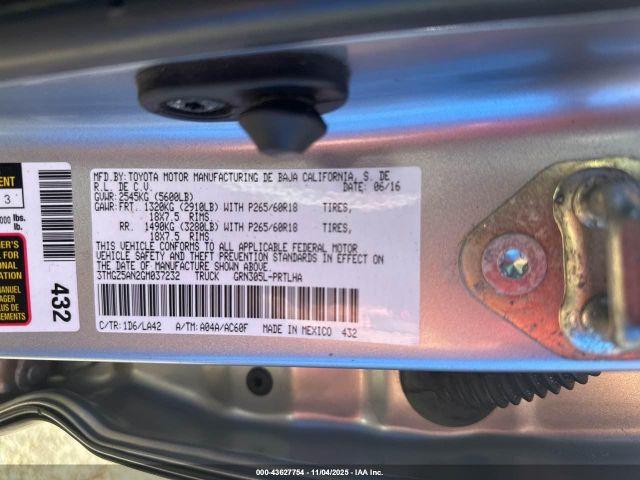 Toyota Tacoma Limited Image 2