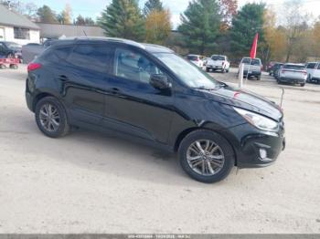  Salvage Hyundai TUCSON