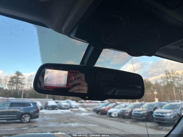 Toyota 4Runner Trail V6 Image 8