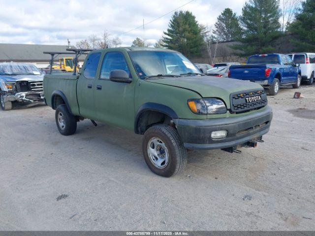  Salvage Toyota Tundra