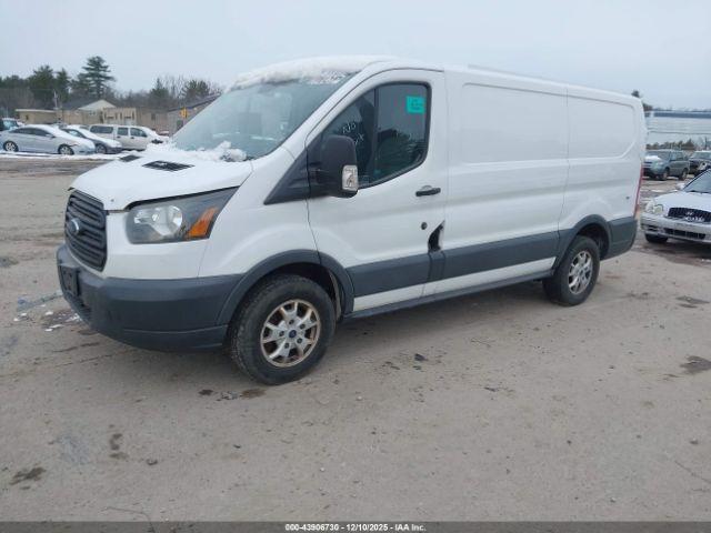 Ford Transit Image 2