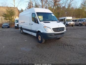  Salvage Mercedes-Benz Sprinter 2500