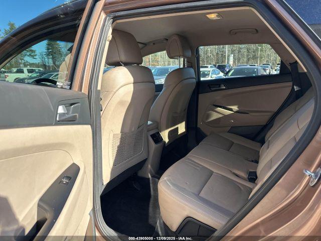 Hyundai TUCSON Limited Image 7