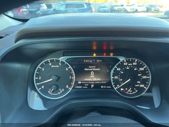 Nissan Rogue S Intelligent Awd Image 3