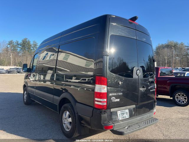 Mercedes-Benz Sprinter 2500 Normal Roof Image 2