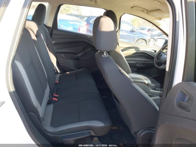 Ford Escape S Image 7