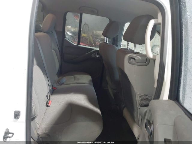 Nissan Frontier Se Image 8