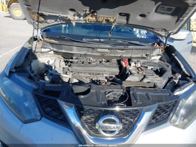 Nissan Rogue S Image 3