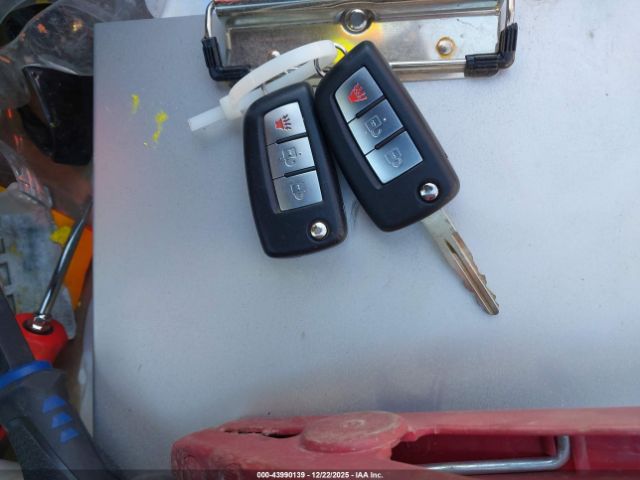 Nissan Rogue S Image 10