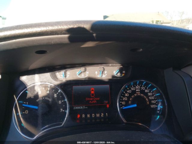 Ford F-150 Xlt Image 16