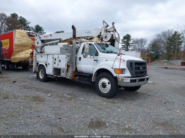  Salvage Ford F-750