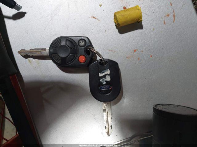 Ford Escape Xlt Image 9