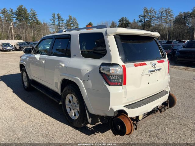 Toyota 4Runner Sr5 Image 9