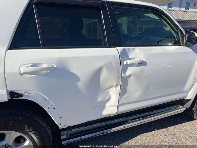 Toyota 4Runner Sr5 Image 5