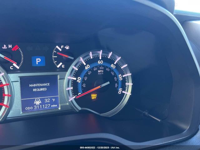 Toyota 4Runner Sr5 Image 4